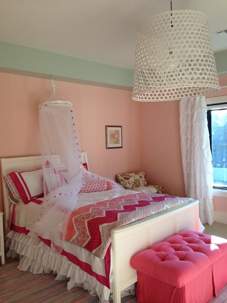 Pretty Pink Girls Bedroom Design