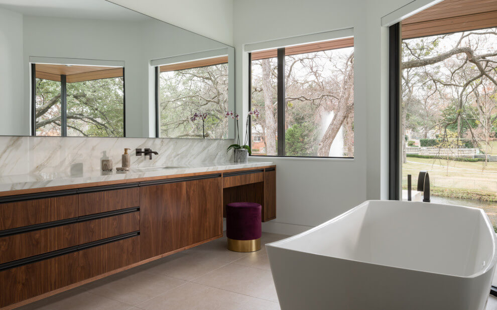 Elegant Contemporary Bathroom With View